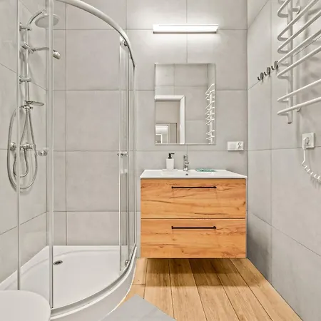 شقة Platinum 4 ريبنيك